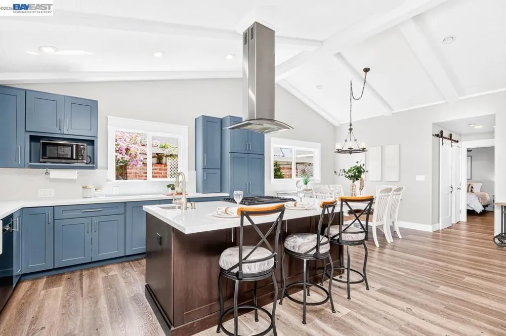 346 Amador Ct Pleasanton, CA 94566