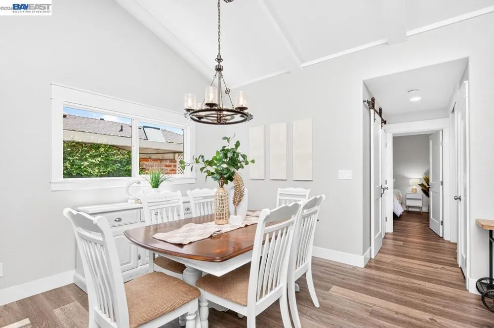 346 Amador Ct Pleasanton, CA 94566