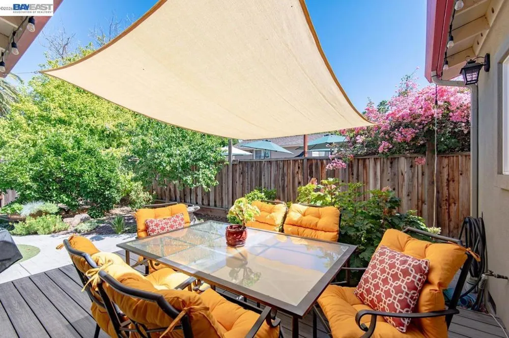 346 Amador Ct Pleasanton, CA 94566