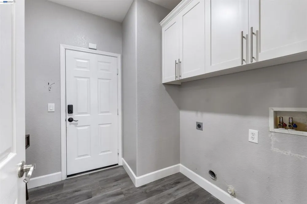 37160 Aleppo Dr Newark, CA 94560