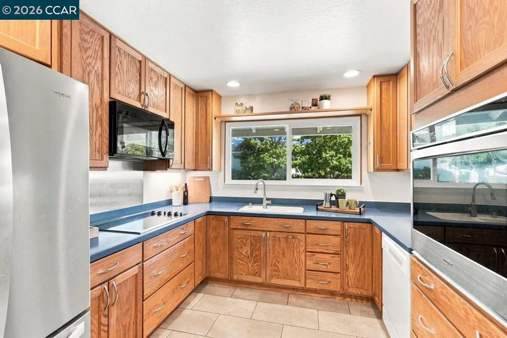 202 Miramonte Dr Moraga, CA 94556