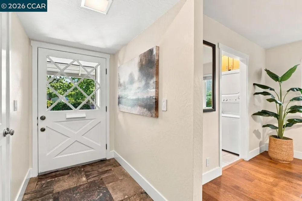 202 Miramonte Dr Moraga, CA 94556