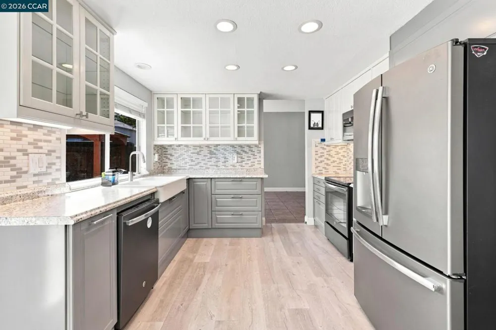 300 Helena Ct Oakley, CA 94561