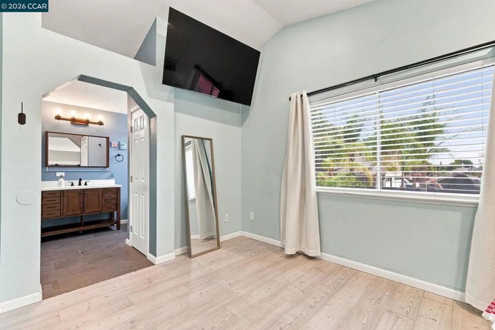 300 Helena Ct Oakley, CA 94561