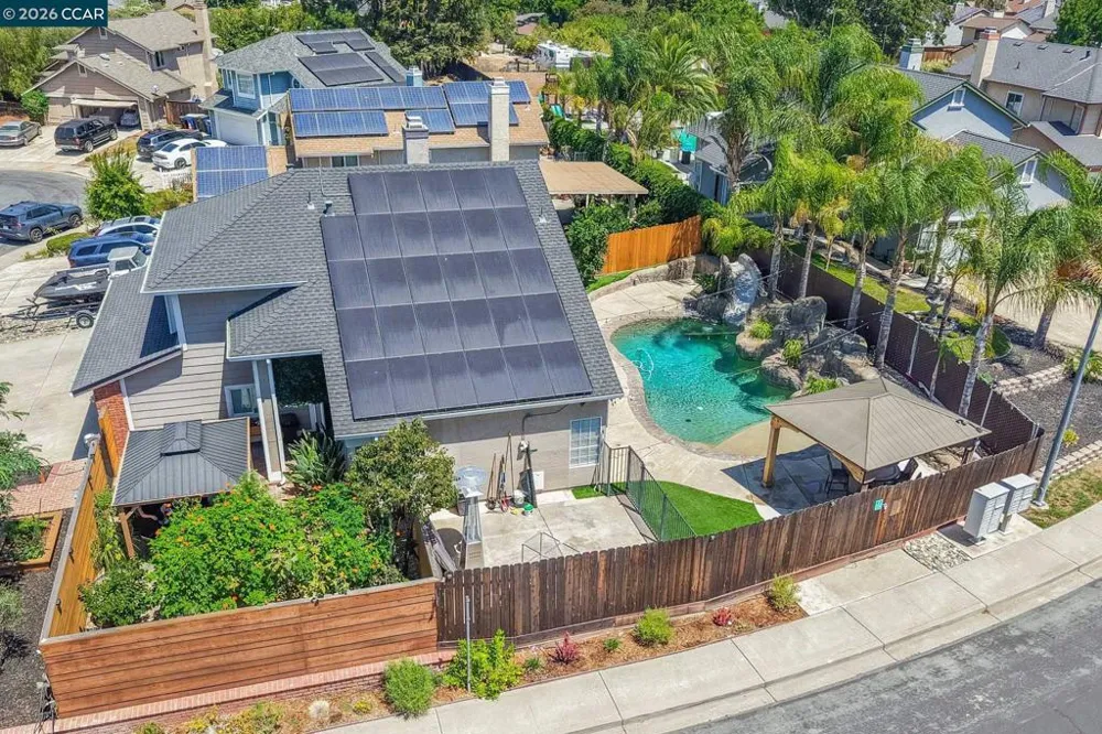 300 Helena Ct Oakley, CA 94561
