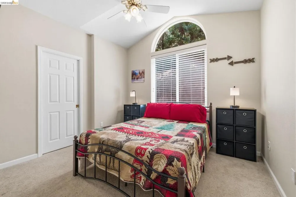 24230 Oxbow Ln Sonora, CA 95370