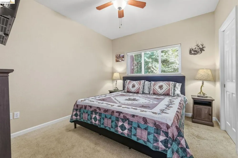 24230 Oxbow Ln Sonora, CA 95370
