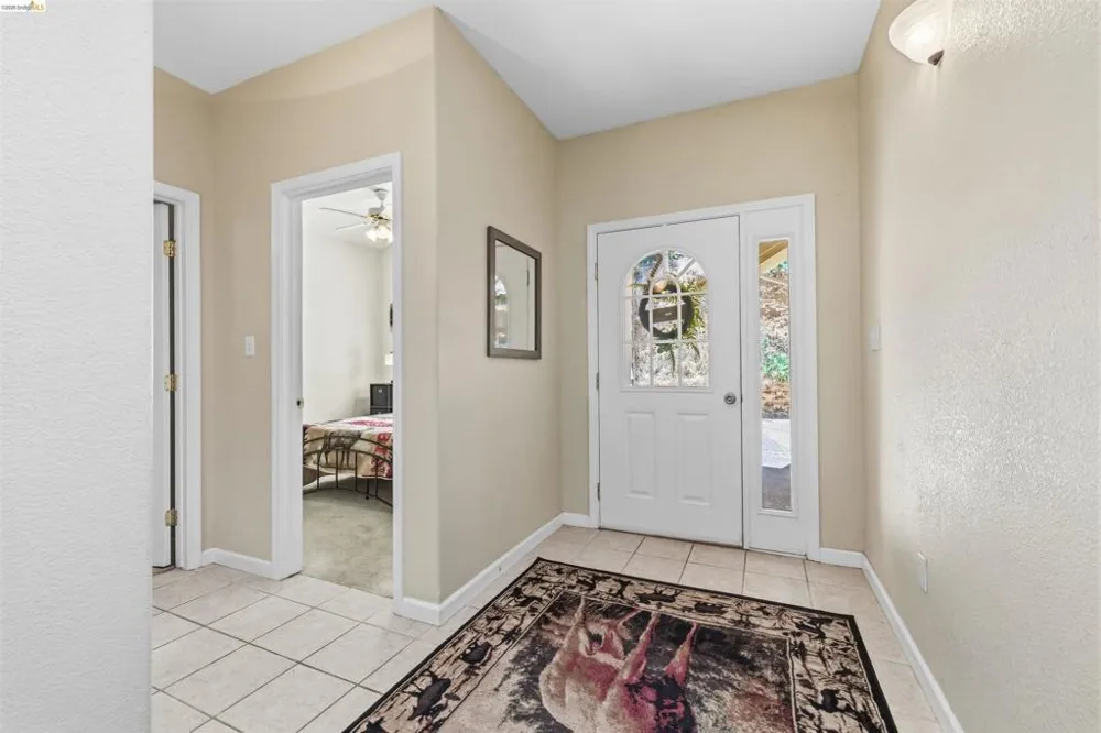 24230 Oxbow Ln Sonora, CA 95370