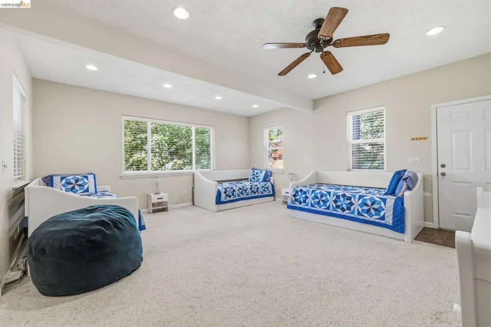 24230 Oxbow Ln Sonora, CA 95370