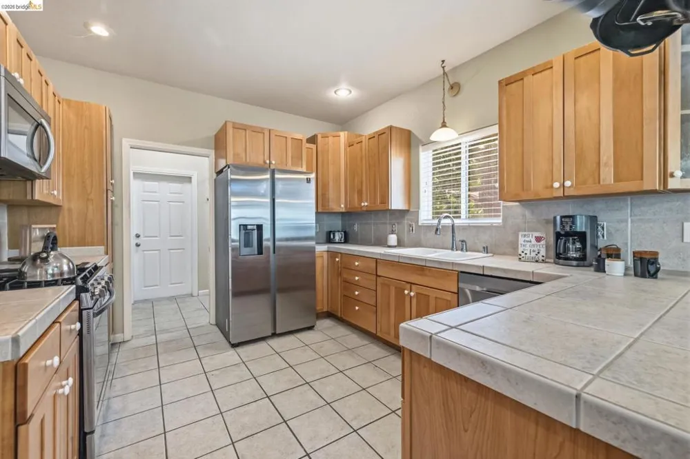 24230 Oxbow Ln Sonora, CA 95370