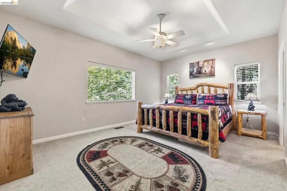 24230 Oxbow Ln Sonora, CA 95370