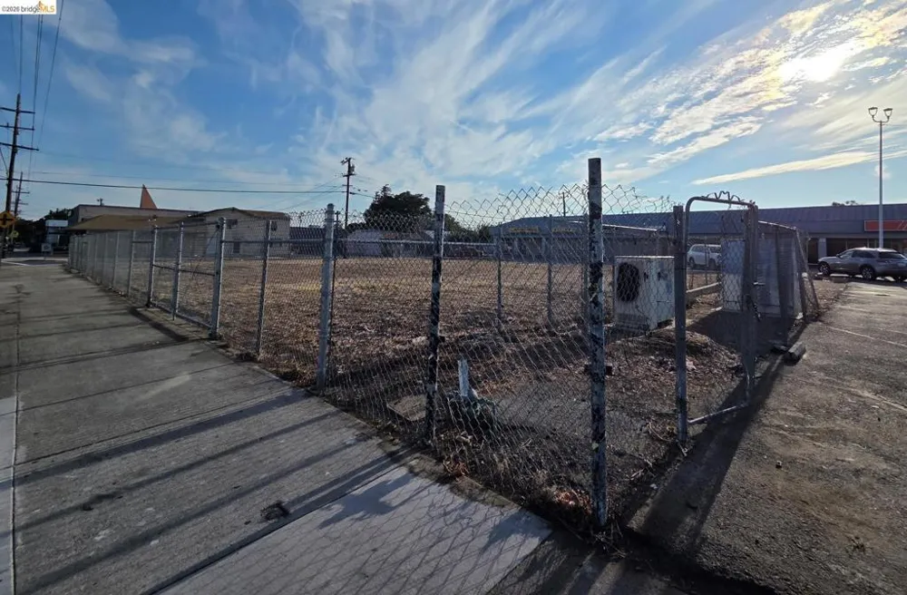 1601 A St Antioch, CA 94509