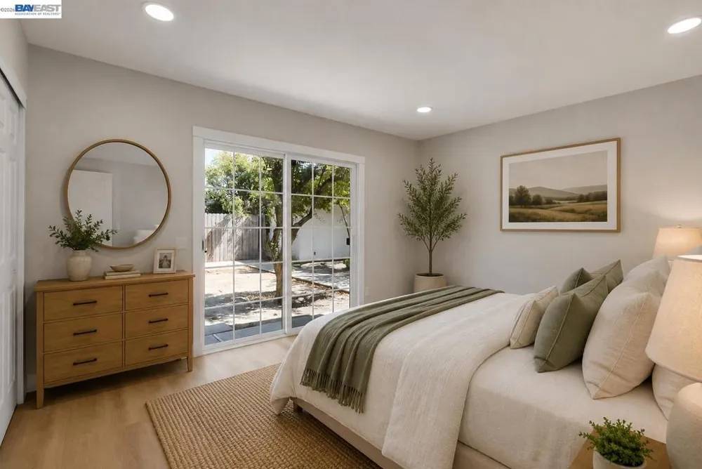 587 Somoa Lane Lathrop, CA 95330