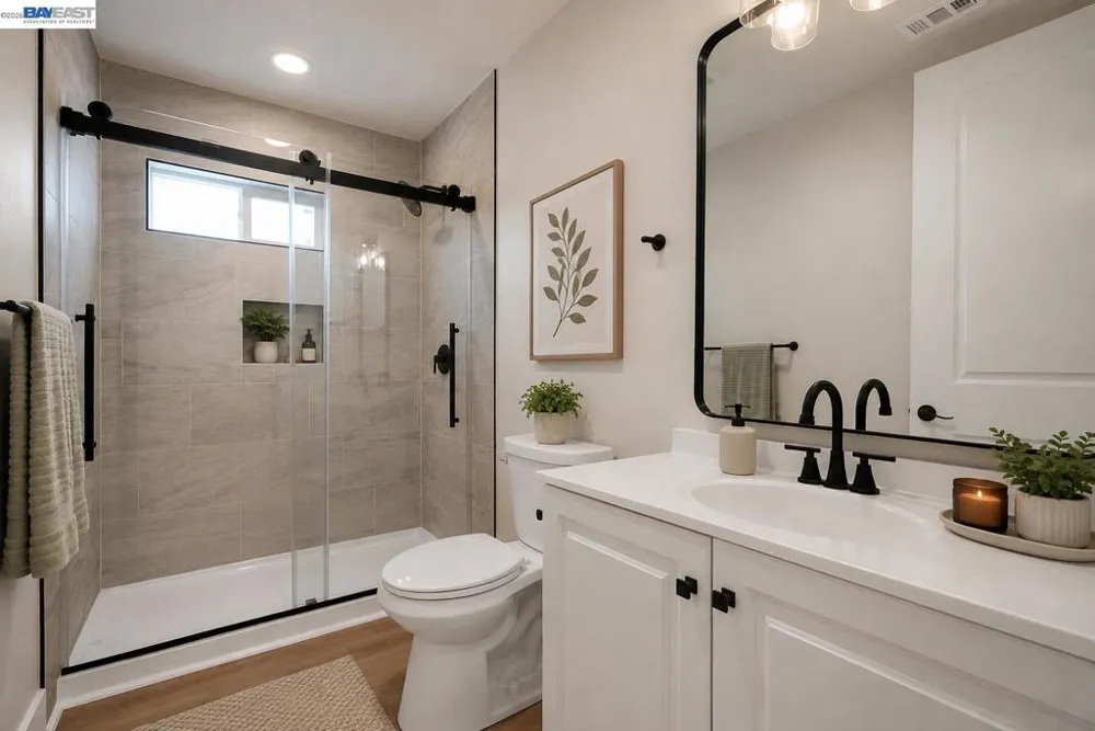 587 Somoa Lane Lathrop, CA 95330