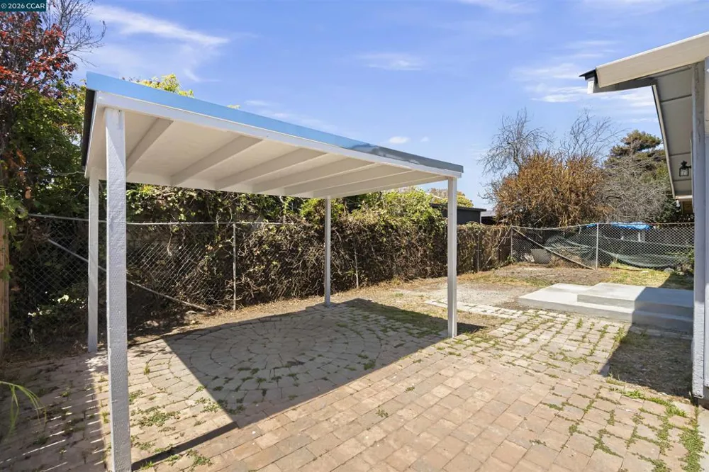 339 S 29th St Richmond, CA 94804
