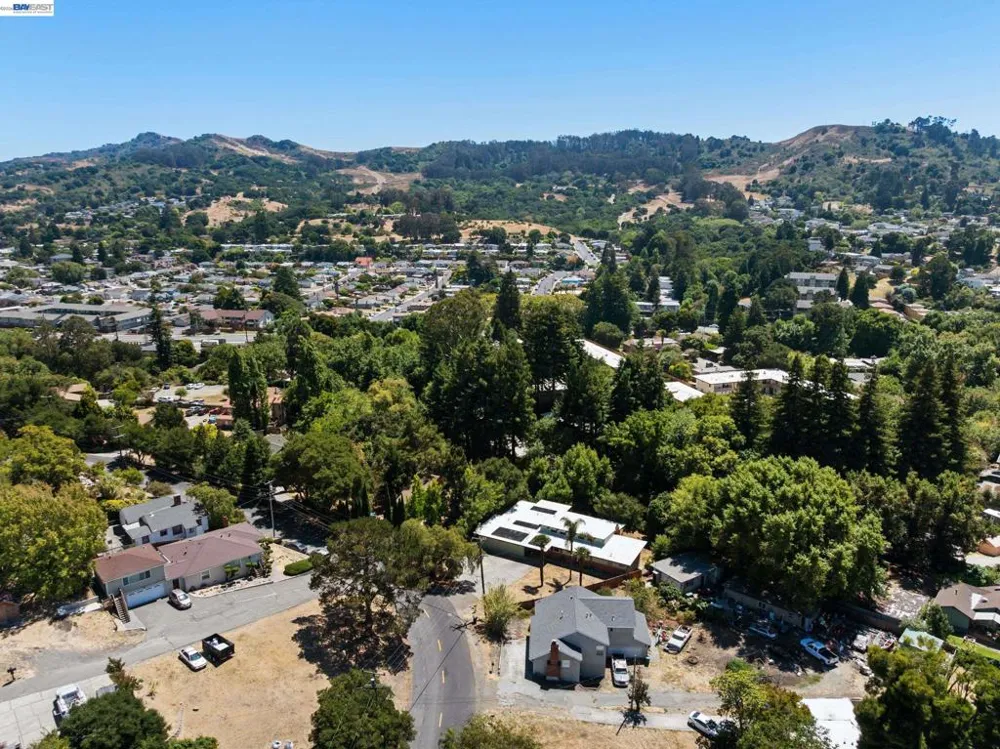 4142 Santa Rita Rd El Sobrante, CA 94803