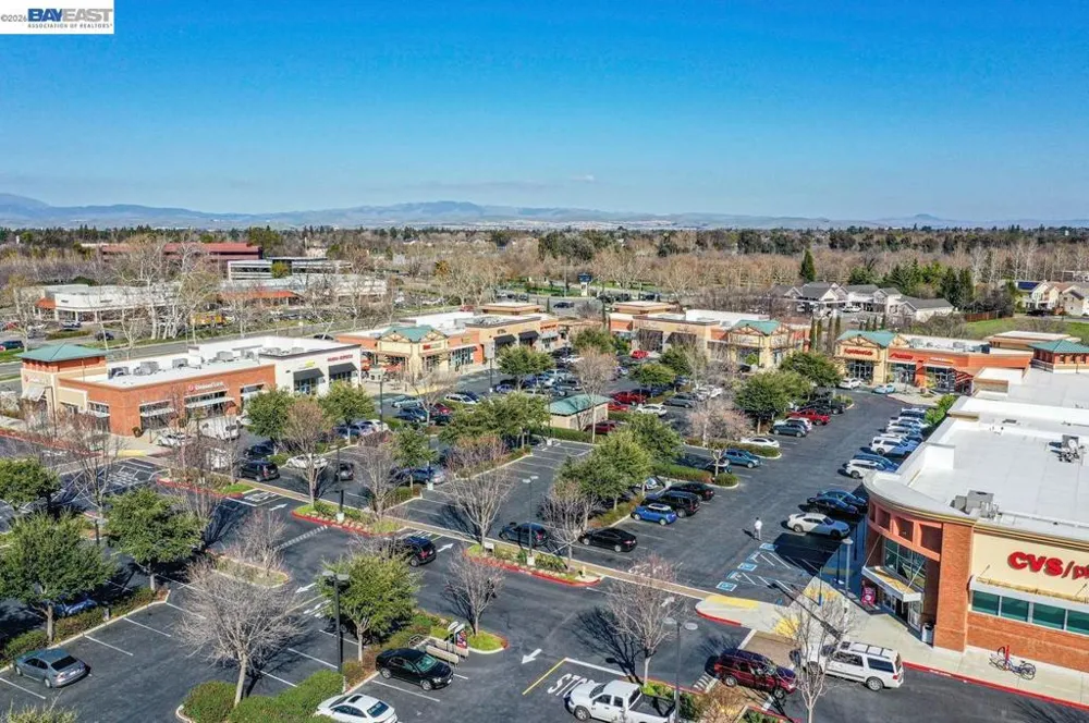 2105 Armstrong Dr Pleasanton, CA 94588