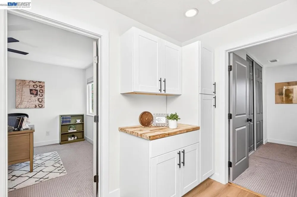 2105 Armstrong Dr Pleasanton, CA 94588