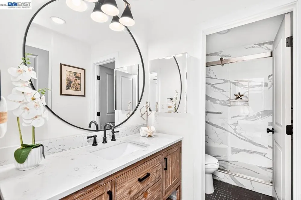 2105 Armstrong Dr Pleasanton, CA 94588