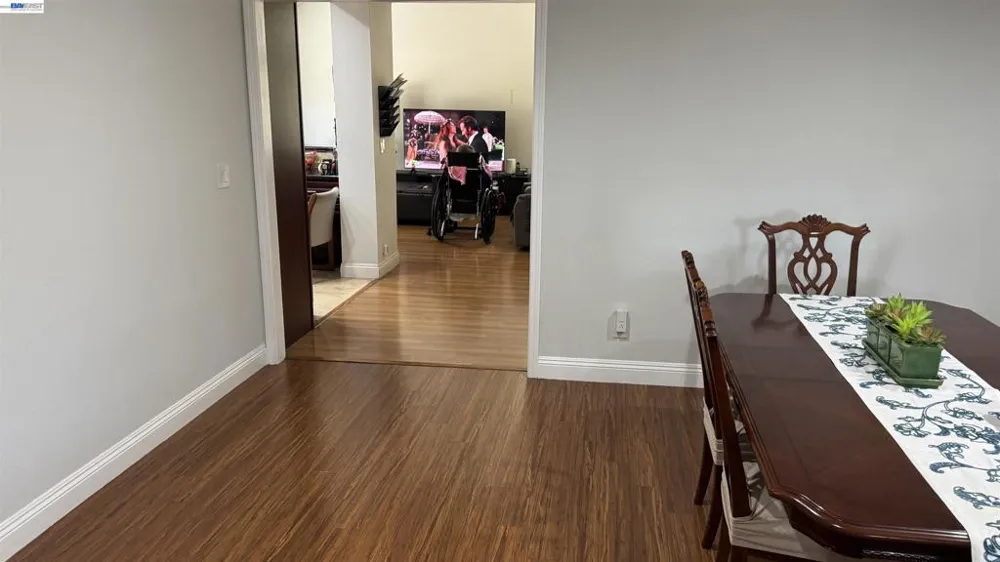 8206 Rhoda Ave Dublin, CA 94568