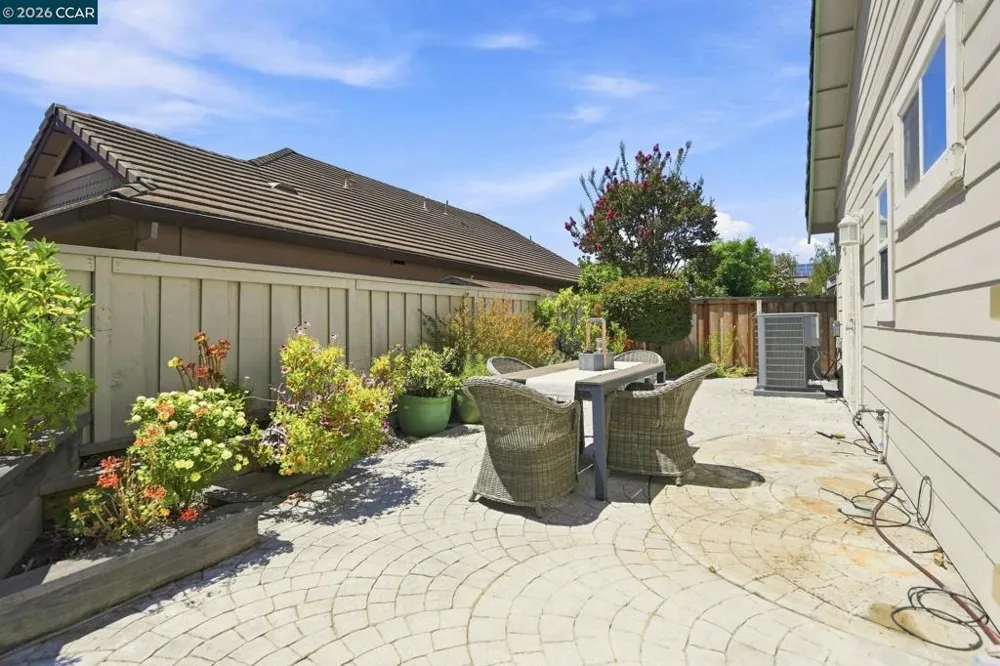 102 Gold Rush Court Clayton, CA 94517