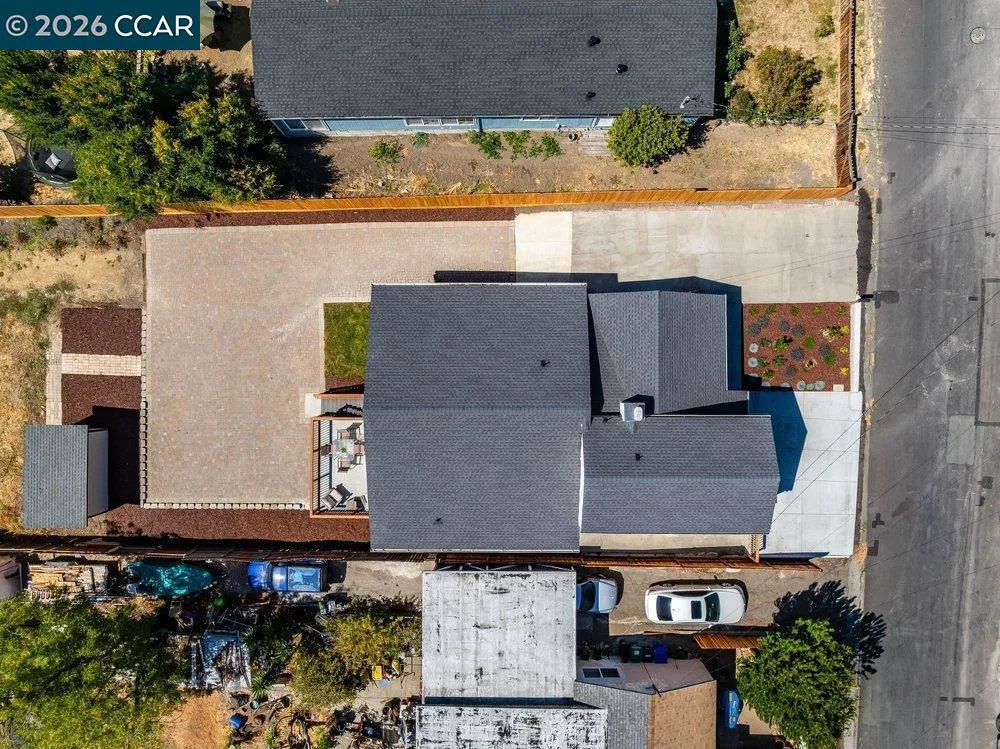 679 El Centro Rd El Sobrante, CA 94803