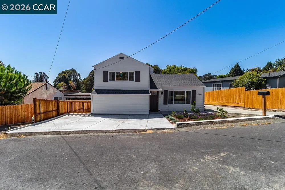 679 El Centro Rd El Sobrante, CA 94803
