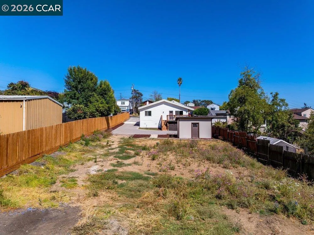 679 El Centro Rd El Sobrante, CA 94803