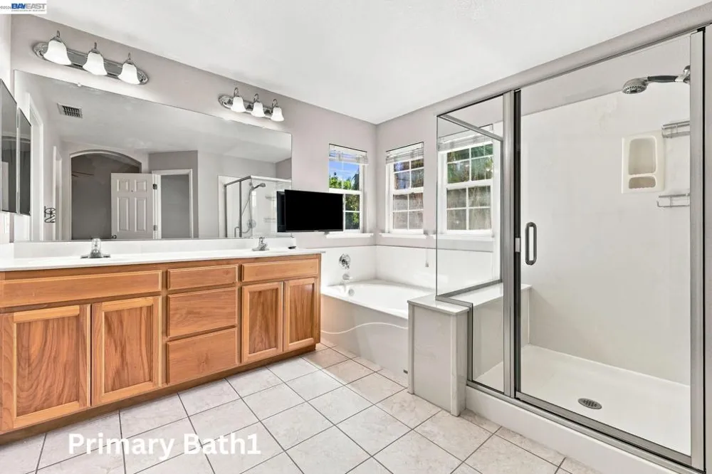 1647 Green Springs Ct Tracy, CA 95377