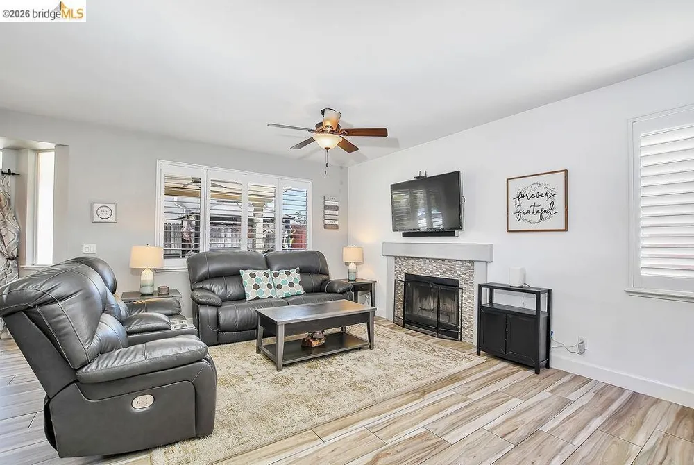 108 Edmeades Court Oakley, CA 94561