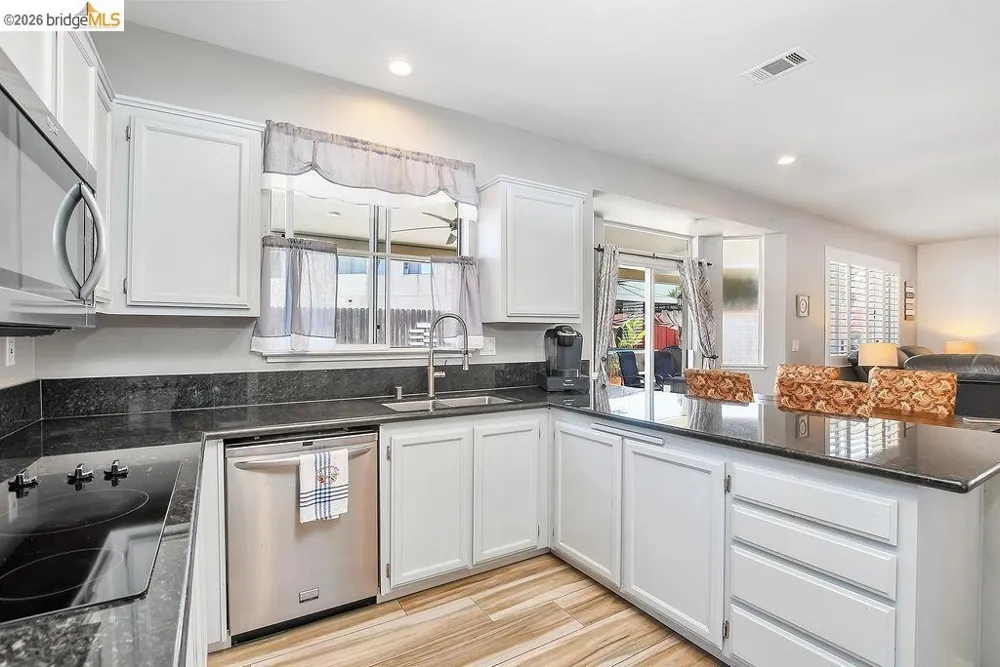 108 Edmeades Court Oakley, CA 94561