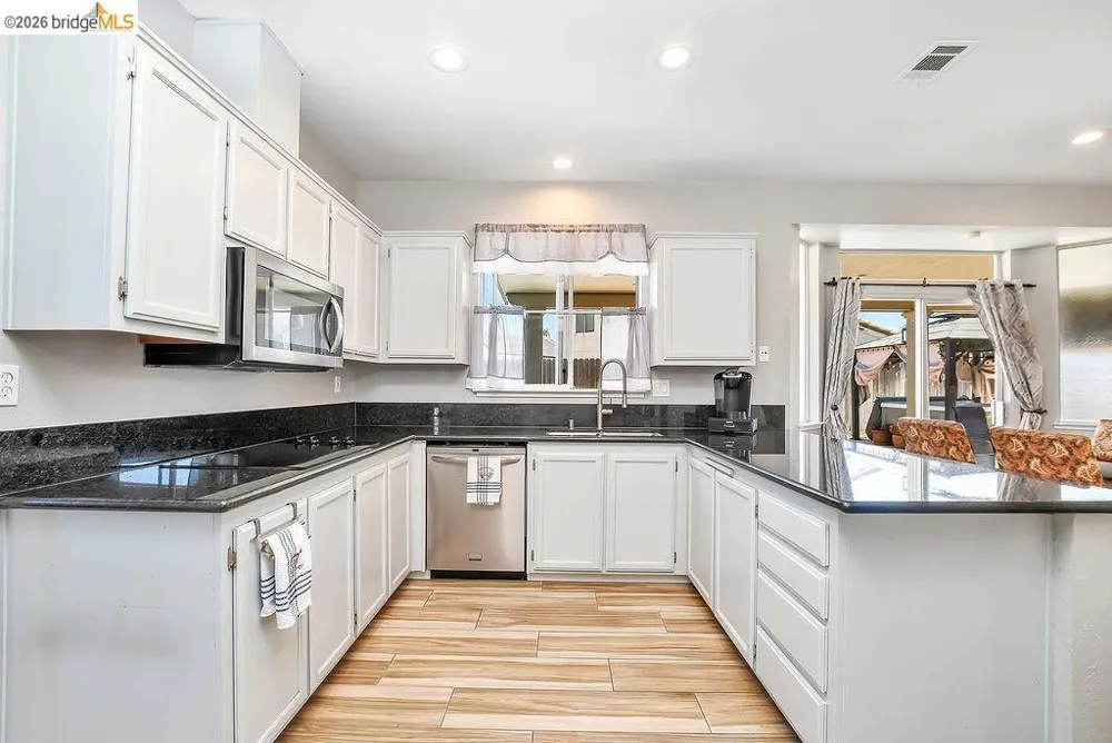 108 Edmeades Court Oakley, CA 94561