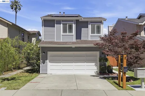 4773 Ridgewood Dr