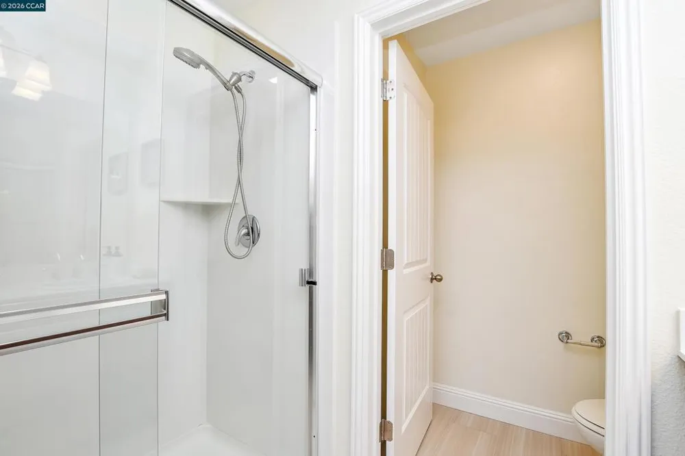 1260 Detroit Ave #4 Concord, CA 94520