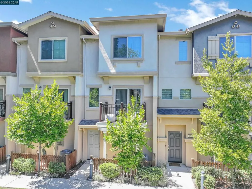 1260 Detroit Ave #4 Concord, CA 94520