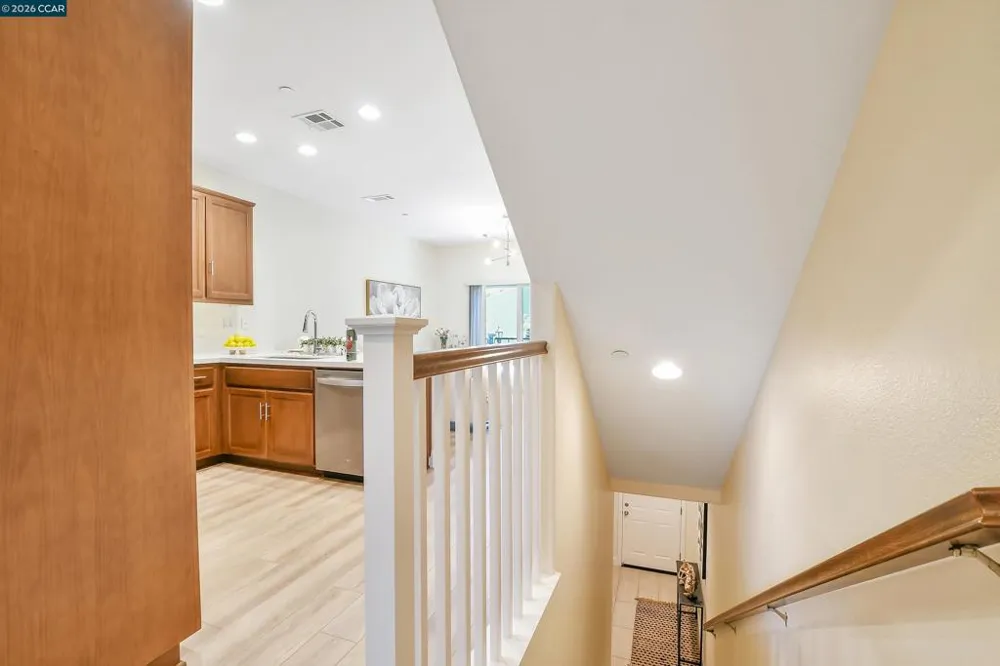 1260 Detroit Ave #4 Concord, CA 94520
