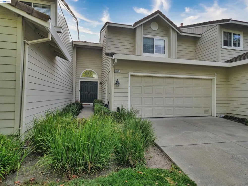 7445 Rolling Hills Cir Dublin, CA 94568
