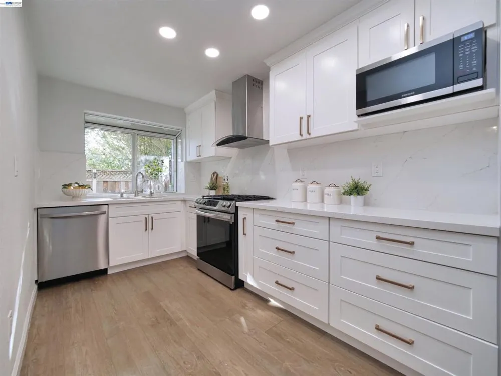 7445 Rolling Hills Cir Dublin, CA 94568
