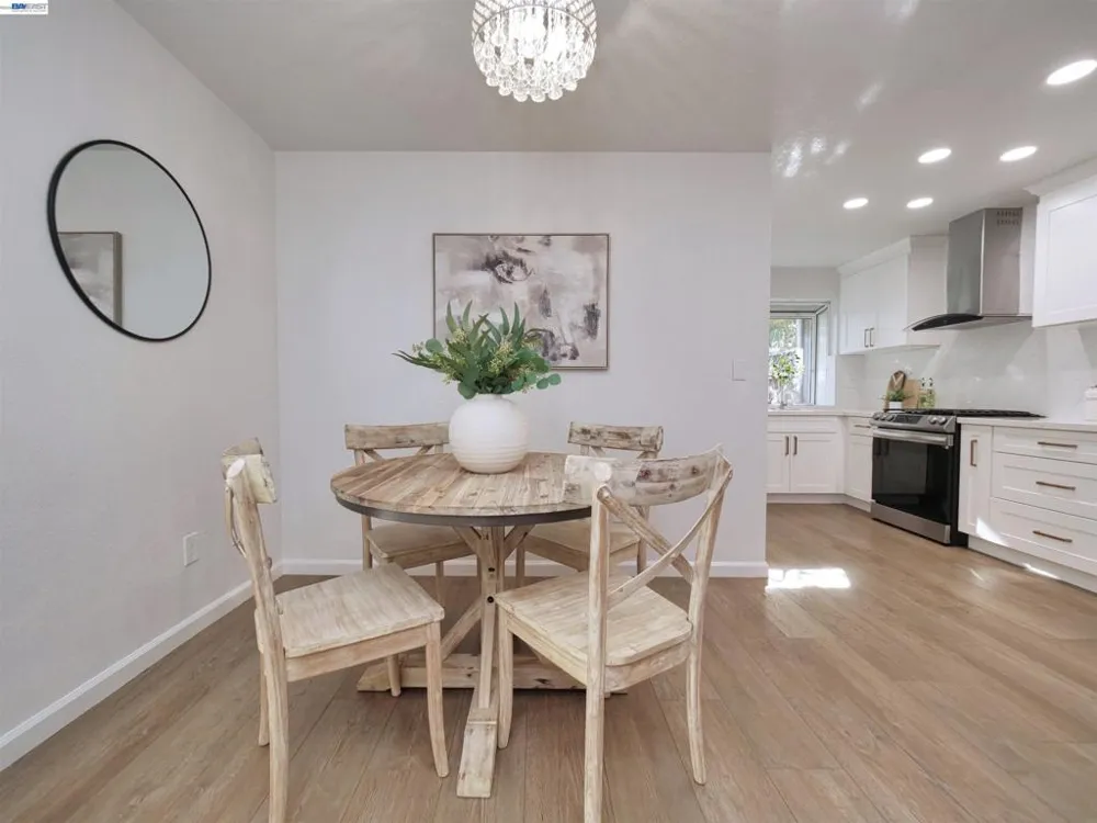 7445 Rolling Hills Cir Dublin, CA 94568