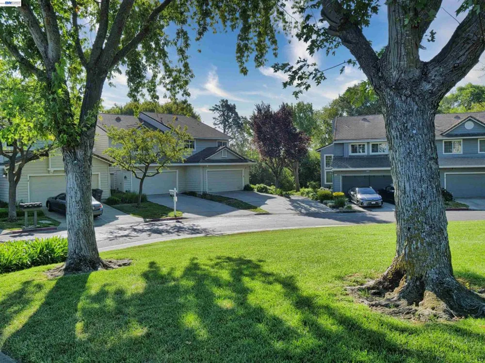 7445 Rolling Hills Cir Dublin, CA 94568