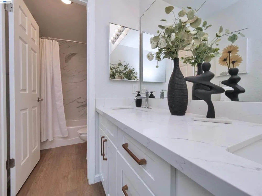 7445 Rolling Hills Cir Dublin, CA 94568