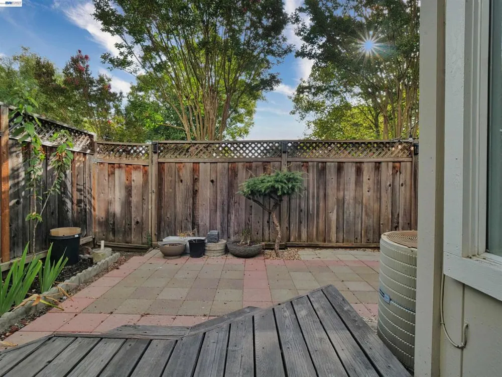 7445 Rolling Hills Cir Dublin, CA 94568