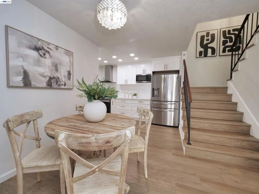7445 Rolling Hills Cir Dublin, CA 94568
