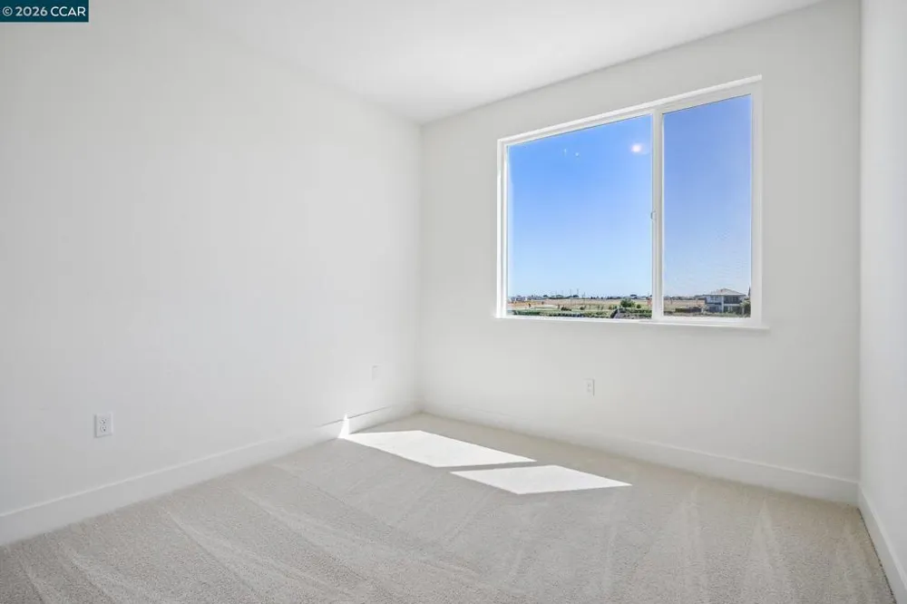 17417 Bushwick Lane Lathrop, CA 95330