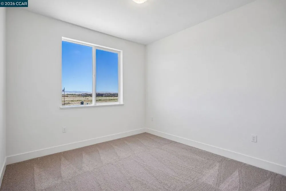 3576 Darnoch Ave. Lathrop, CA 95330