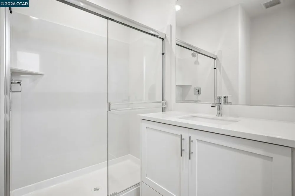 3576 Darnoch Ave. Lathrop, CA 95330