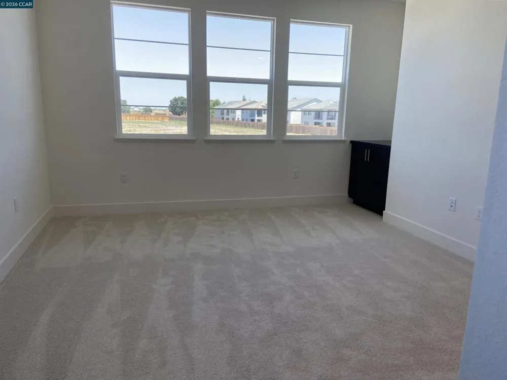 3600 Darnoch Lathrop, CA 95330
