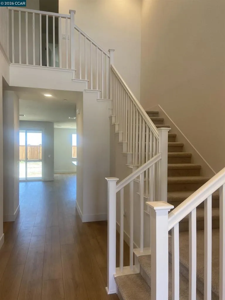 3600 Darnoch Lathrop, CA 95330