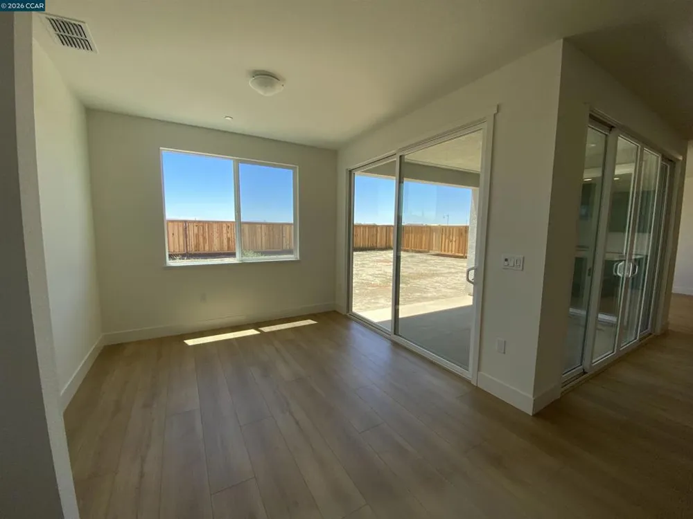 3600 Darnoch Lathrop, CA 95330