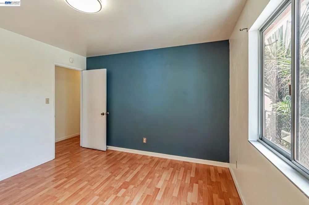2538 E 16Th St Oakland, CA 94601